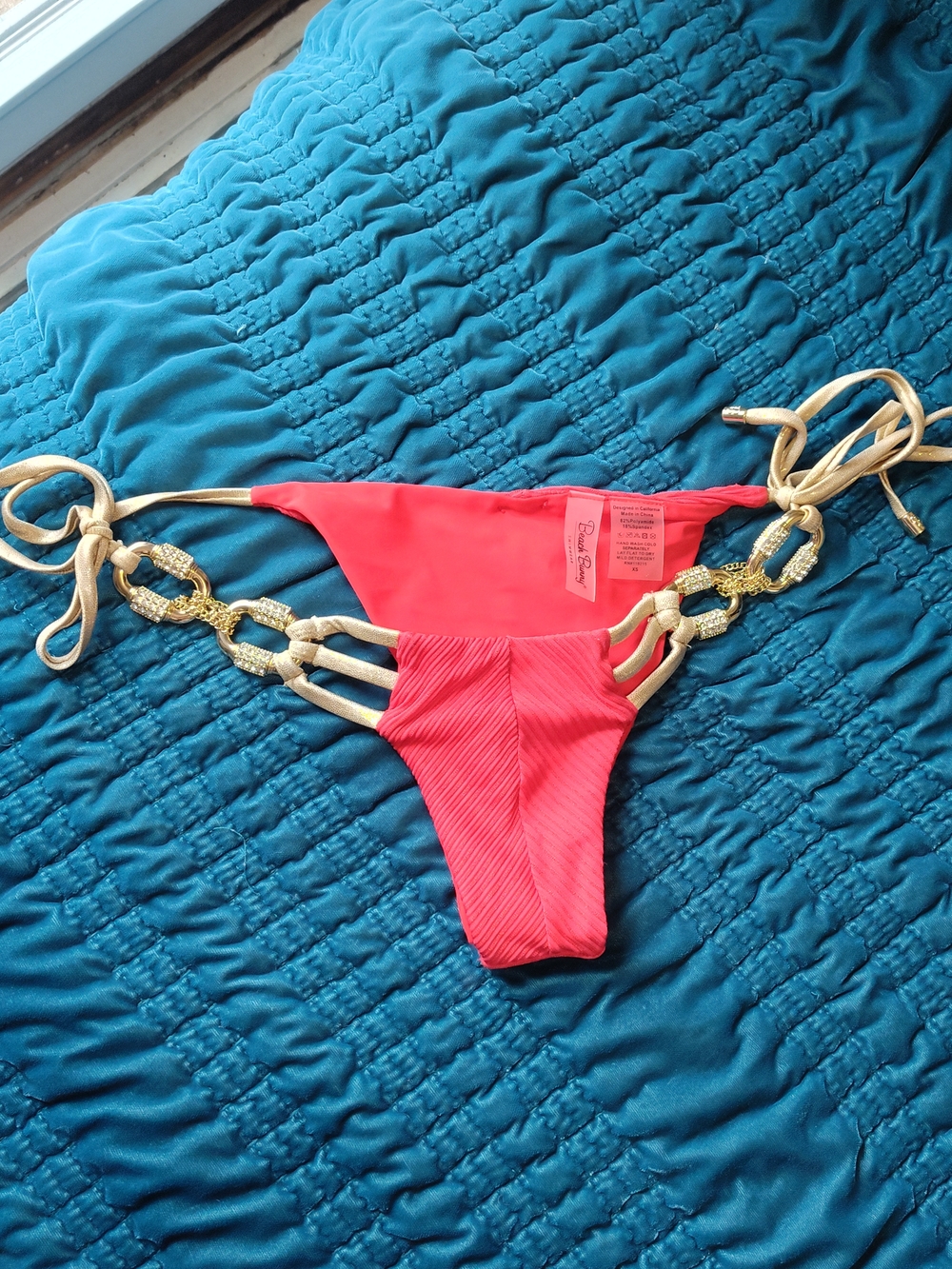 NWOT Madagascar Glam Bottom
